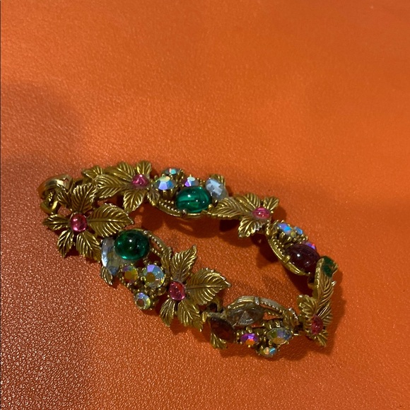 Vintage Gold tone and Green Floral Bracelet - Picture 1 of 13